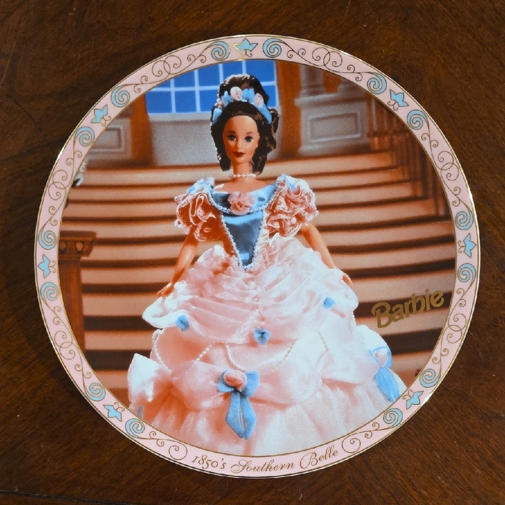 (J17) Barbie Pink and Blue Disposable Tableware Set